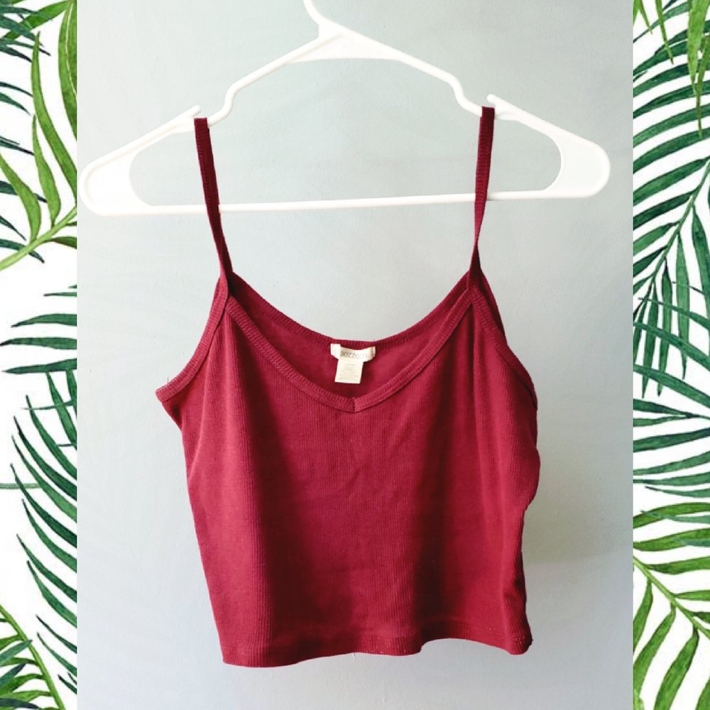 Deep blush pink ribbed and cropped tank top